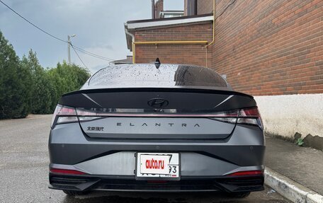 Hyundai Elantra, 2023 год, 2 300 000 рублей, 6 фотография