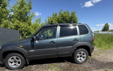 Chevrolet Niva I рестайлинг, 2009 год, 370 000 рублей, 3 фотография