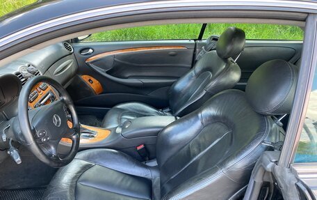 Mercedes-Benz CLK-Класс, 2003 год, 1 000 000 рублей, 11 фотография