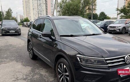 Volkswagen Tiguan II, 2019 год, 2 200 000 рублей, 2 фотография