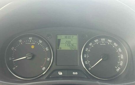 Skoda Fabia II, 2012 год, 800 000 рублей, 19 фотография