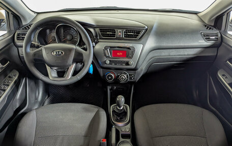 KIA Rio III рестайлинг, 2013 год, 829 500 рублей, 10 фотография