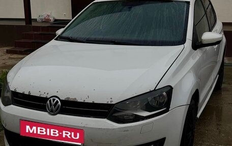 Volkswagen Polo VI (EU Market), 2011 год, 520 000 рублей, 2 фотография