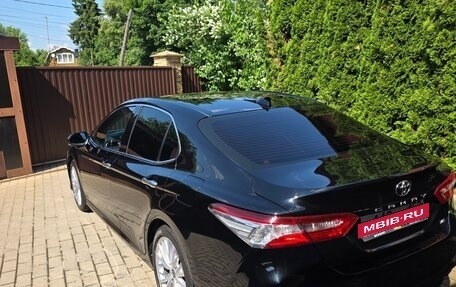 Toyota Camry, 2020 год, 3 015 000 рублей, 5 фотография