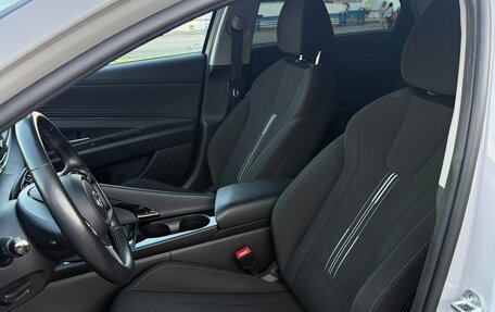 Hyundai Elantra, 2021 год, 2 499 000 рублей, 16 фотография