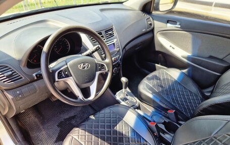Hyundai Solaris II рестайлинг, 2012 год, 680 000 рублей, 15 фотография