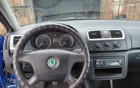 Skoda Fabia II, 2008 год, 400 000 рублей, 9 фотография