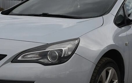 Opel Astra J, 2011 год, 800 000 рублей, 3 фотография
