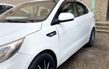 KIA Rio III рестайлинг, 2016 год, 930 000 рублей, 2 фотография