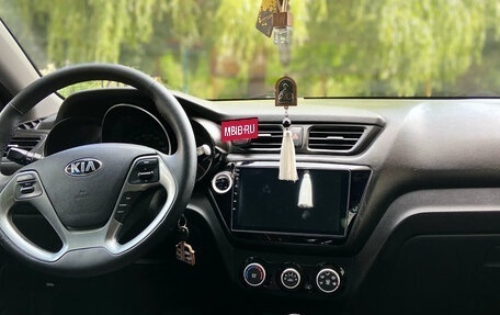 KIA Rio III рестайлинг, 2016 год, 930 000 рублей, 13 фотография
