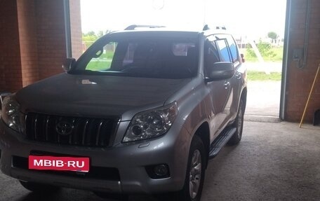 Toyota Land Cruiser Prado 150 рестайлинг 2, 2010 год, 2 900 000 рублей, 1 фотография