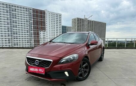 Volvo V40 Cross Country I, 2014 год, 1 075 000 рублей, 1 фотография