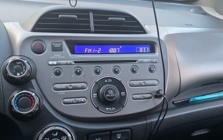 Honda Fit III, 2009 год, 885 000 рублей, 6 фотография