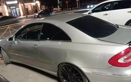 Mercedes-Benz CLK-Класс, 2005 год, 590 000 рублей, 3 фотография