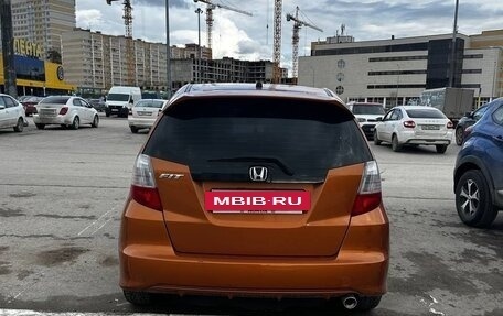 Honda Fit III, 2009 год, 885 000 рублей, 3 фотография