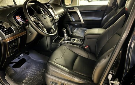 Toyota Land Cruiser Prado 150 рестайлинг 2, 2018 год, 5 300 000 рублей, 7 фотография