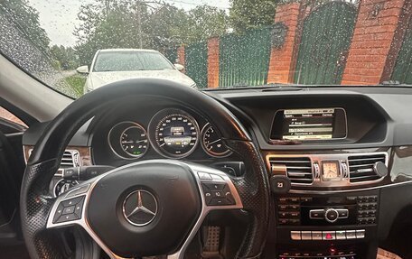 Mercedes-Benz E-Класс, 2013 год, 1 750 000 рублей, 10 фотография