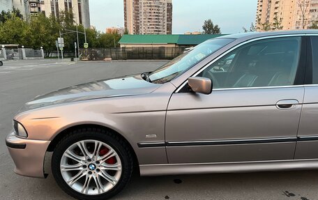 BMW 5 серия, 1998 год, 650 000 рублей, 3 фотография