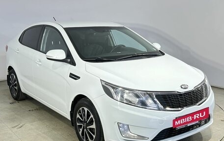 KIA Rio III рестайлинг, 2013 год, 870 000 рублей, 18 фотография