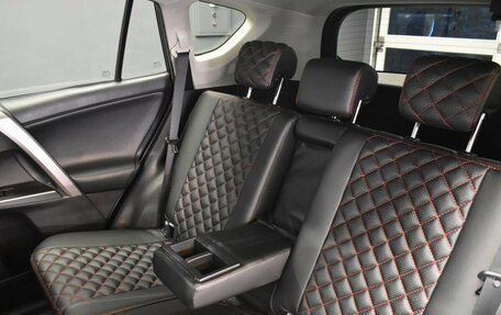 Toyota RAV4, 2016 год, 2 150 000 рублей, 14 фотография