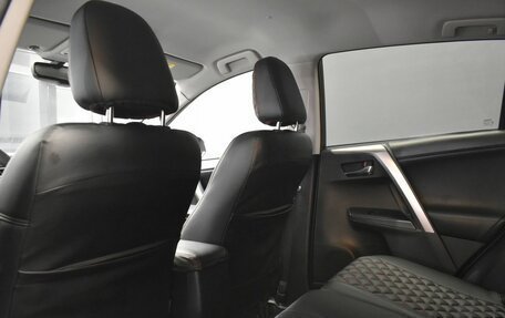 Toyota RAV4, 2016 год, 2 150 000 рублей, 16 фотография