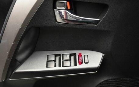 Toyota RAV4, 2016 год, 2 150 000 рублей, 24 фотография