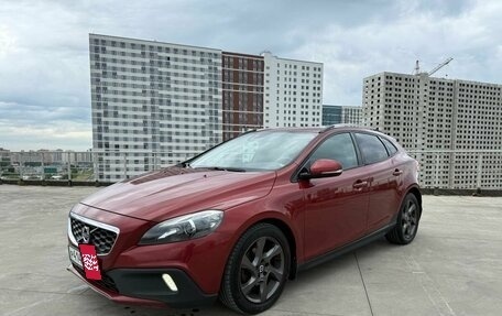 Volvo V40 Cross Country I, 2014 год, 1 075 000 рублей, 3 фотография