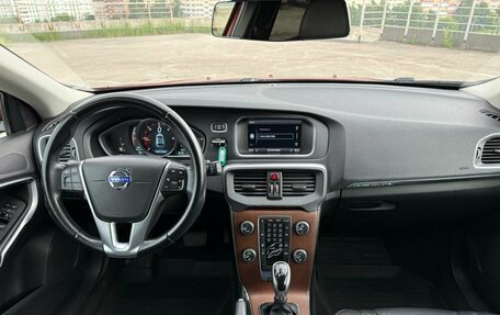 Volvo V40 Cross Country I, 2014 год, 1 075 000 рублей, 17 фотография