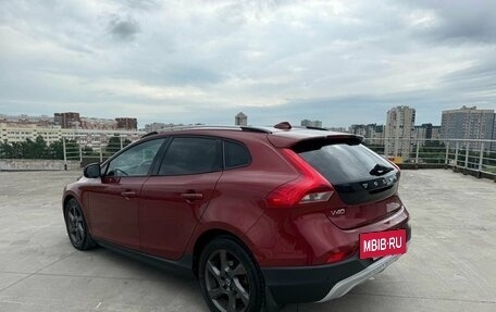 Volvo V40 Cross Country I, 2014 год, 1 075 000 рублей, 5 фотография