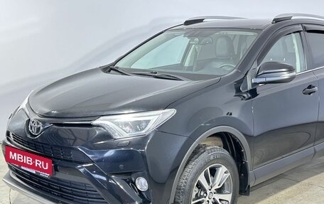 Toyota RAV4, 2018 год, 2 150 000 рублей, 13 фотография