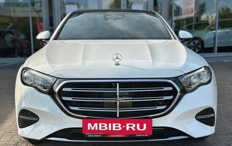 Mercedes-Benz E-Класс, 2024 год, 6 000 000 рублей, 3 фотография