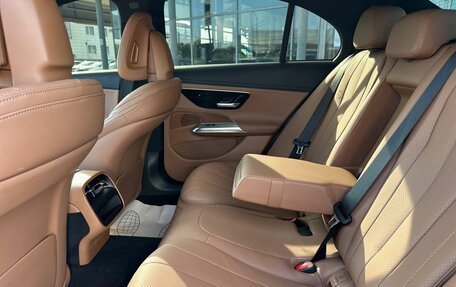 Mercedes-Benz E-Класс, 2024 год, 6 000 000 рублей, 16 фотография