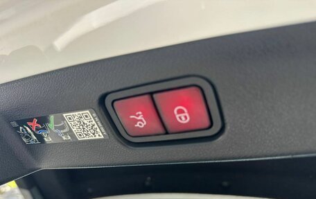 Mercedes-Benz E-Класс, 2024 год, 6 000 000 рублей, 27 фотография