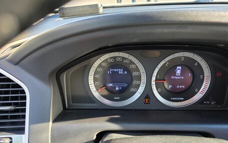 Volvo XC60 II, 2010 год, 1 240 000 рублей, 10 фотография