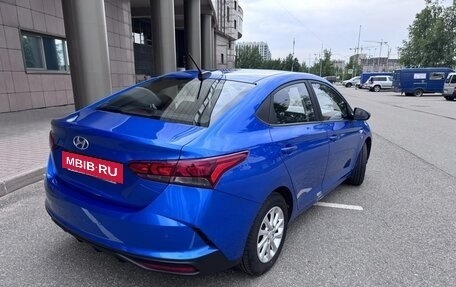 Hyundai Solaris II рестайлинг, 2021 год, 1 580 000 рублей, 4 фотография