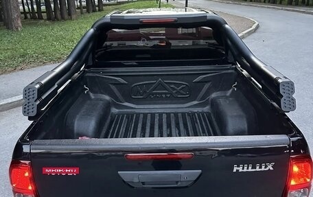 Toyota Hilux VIII, 2016 год, 2 777 999 рублей, 7 фотография