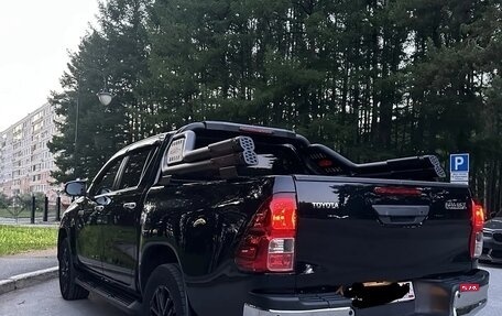 Toyota Hilux VIII, 2016 год, 2 777 999 рублей, 10 фотография