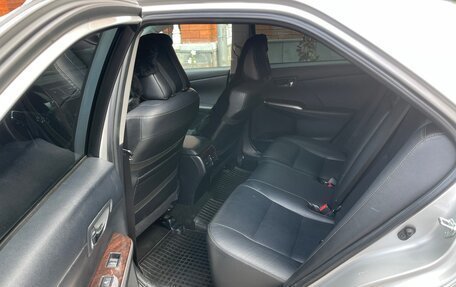 Toyota Camry, 2016 год, 2 250 000 рублей, 4 фотография