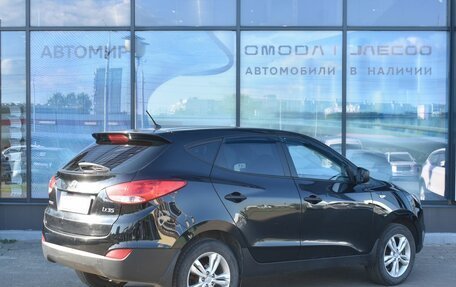 Hyundai ix35 I рестайлинг, 2013 год, 920 000 рублей, 5 фотография