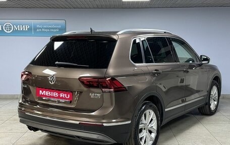 Volkswagen Tiguan II, 2017 год, 1 899 000 рублей, 5 фотография