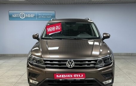 Volkswagen Tiguan II, 2017 год, 1 899 000 рублей, 2 фотография
