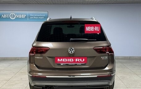 Volkswagen Tiguan II, 2017 год, 1 899 000 рублей, 6 фотография