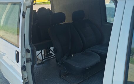 Volkswagen Transporter T4, 2002 год, 620 000 рублей, 1 фотография