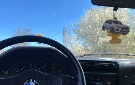 BMW 3 серия, 1988 год, 190 000 рублей, 9 фотография