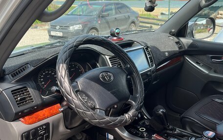 Toyota Land Cruiser Prado 120 рестайлинг, 2006 год, 2 250 000 рублей, 19 фотография