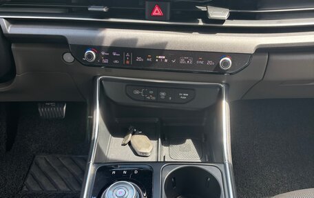 KIA Carnival, 2024 год, 5 650 000 рублей, 14 фотография
