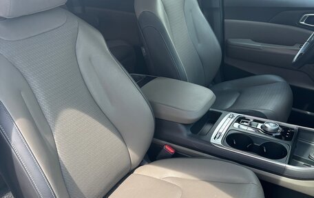 KIA Carnival, 2024 год, 5 650 000 рублей, 13 фотография