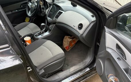 Chevrolet Cruze II, 2010 год, 430 000 рублей, 3 фотография
