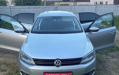 Volkswagen Jetta VI, 2013 год, 1 100 000 рублей, 1 фотография