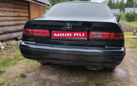 Toyota Camry, 1997 год, 600 000 рублей, 1 фотография